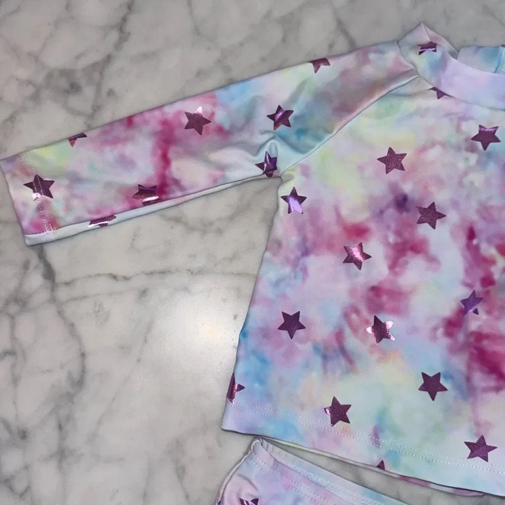 Andy & Evan Tie Dye Rash Guard Set 0/3 - Picture 2 of 9